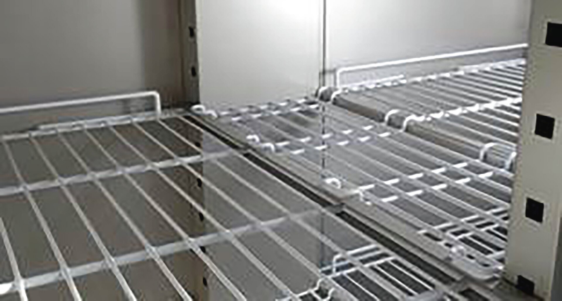 Tiefkühlschrank 1400 l GN 2/1