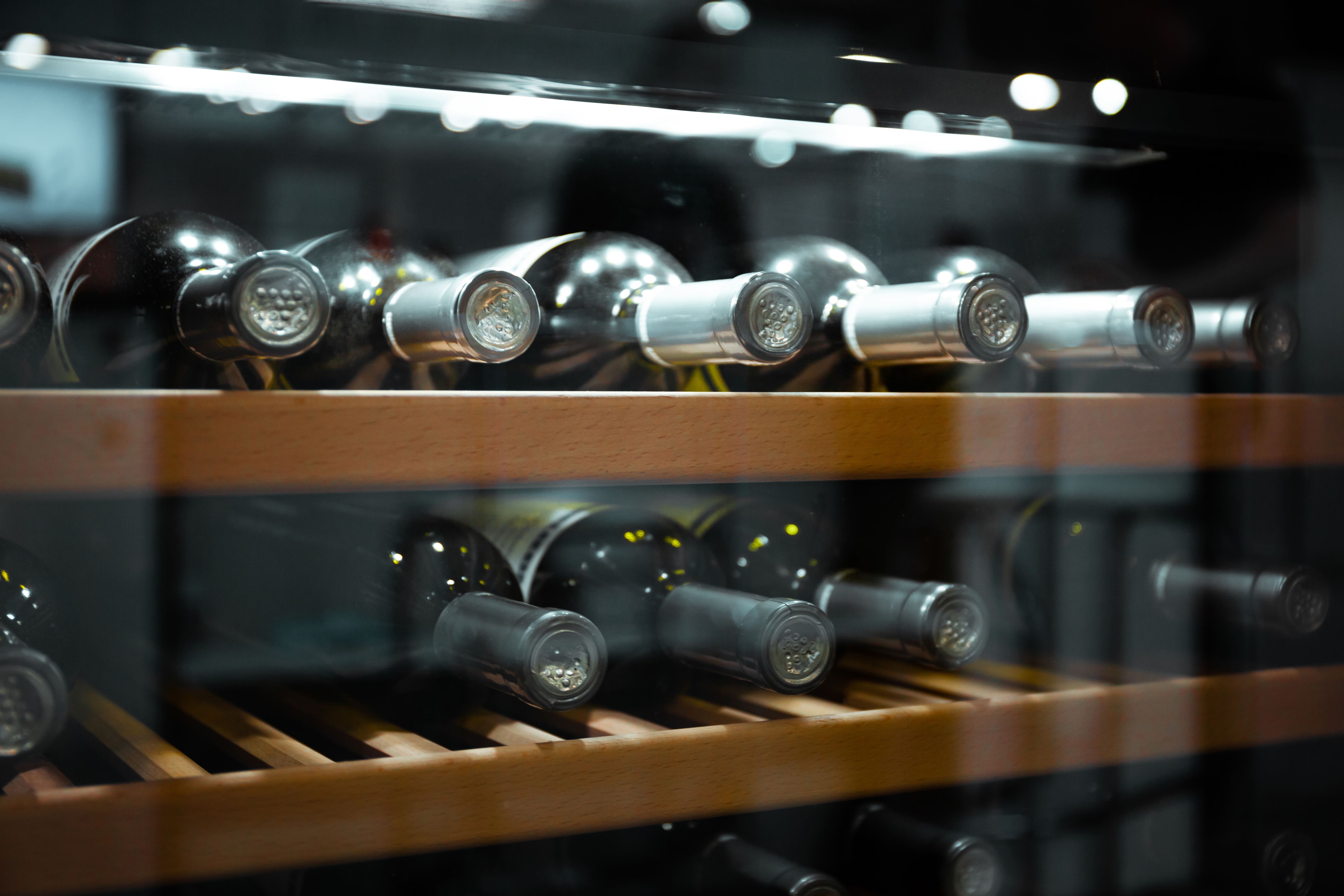 Flaschenkühlschränke für Weinhandel