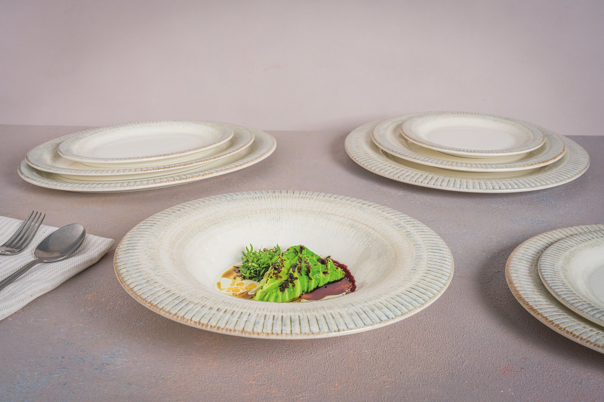 Albus Teller flach 180 mm creme Galata