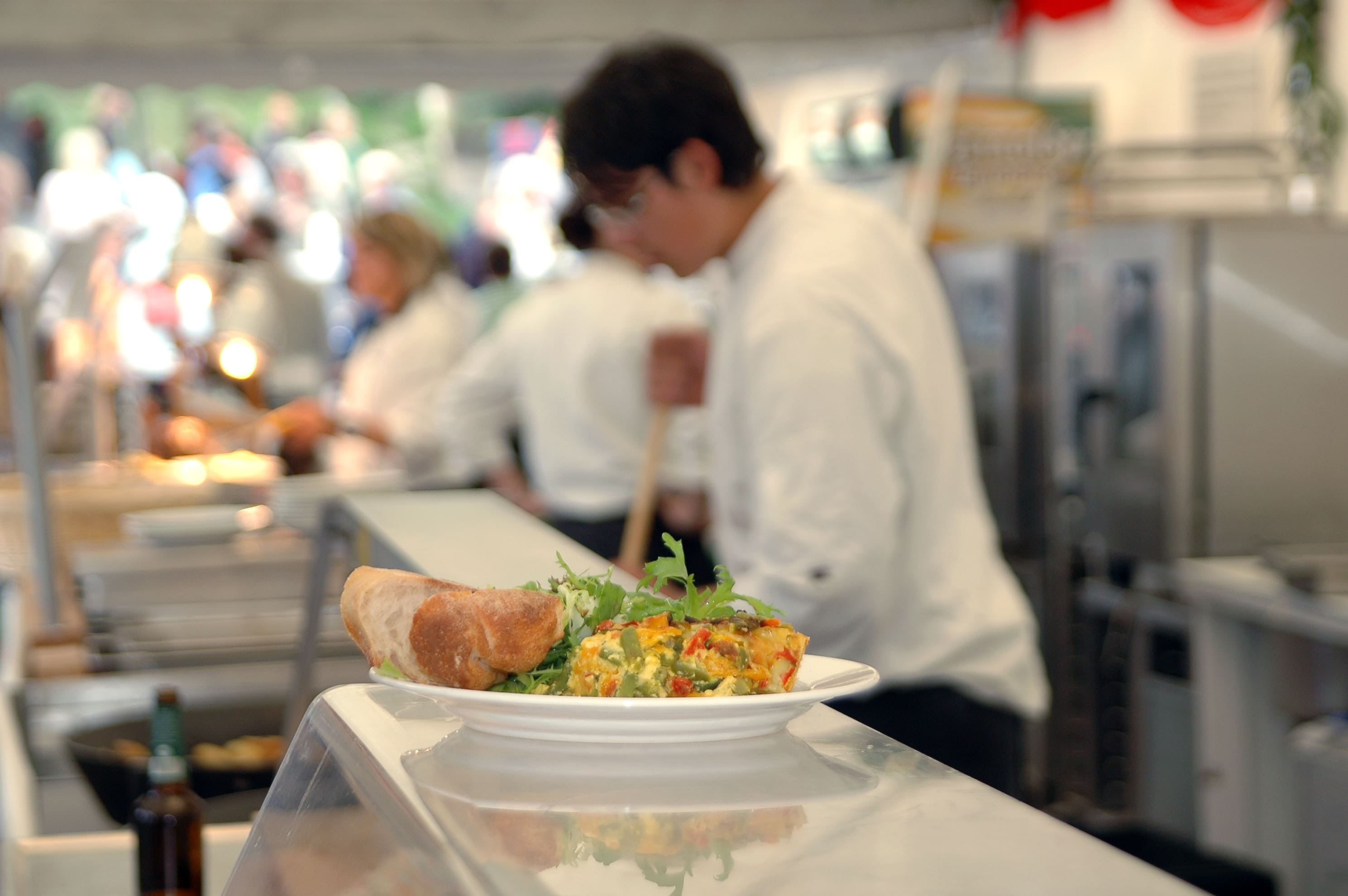 kuehltisch-4-tueren-garten