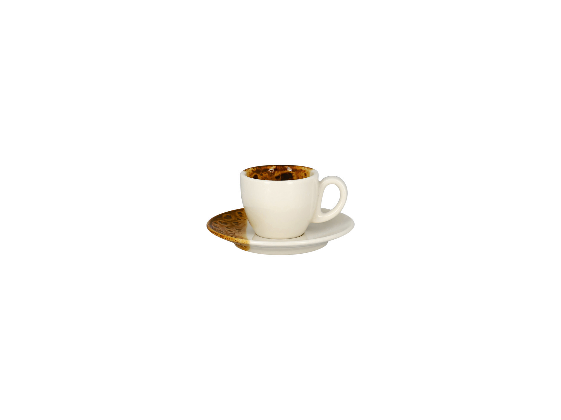 Bei einem Espresso wird heißes Wasser mit hohem Druck durch fein gemahlenes Kaffeepulver gepresst, sodass ein konzentrierter Kaffee mit einer dichten, leicht braunen Haube entsteht. Espressotassen ähneln herkömmlichen Kaffeetassen in der Form. Im Gegensatz zu diesen besitzen sie jedoch ein Fassungsvolumen von 50-70 ml. Damit die Crema des Espressos schön samtig wird, sollte die Espressotasse länglich geformt sein und am Tassenrand einen möglichst kleinen Durchmesser haben. Die Tasse hat optimalerweise eine relativ dicke Wand, denn dadurch hält sich die Wärme besser. Um die Wärme noch länger zu erhalten, solltest Du die Espressotasse vorher mit heißem Wasser, Wasserdampf oder in der Mikrowelle vorwärmen. Hierbei ist zu beachten, dass nicht jede Espressotasse in die Mikrowelle darf, deshalb solltest Du vor Gebrauch die Pflege- und Gebrauchshinweise durchlesen.&nbsp;