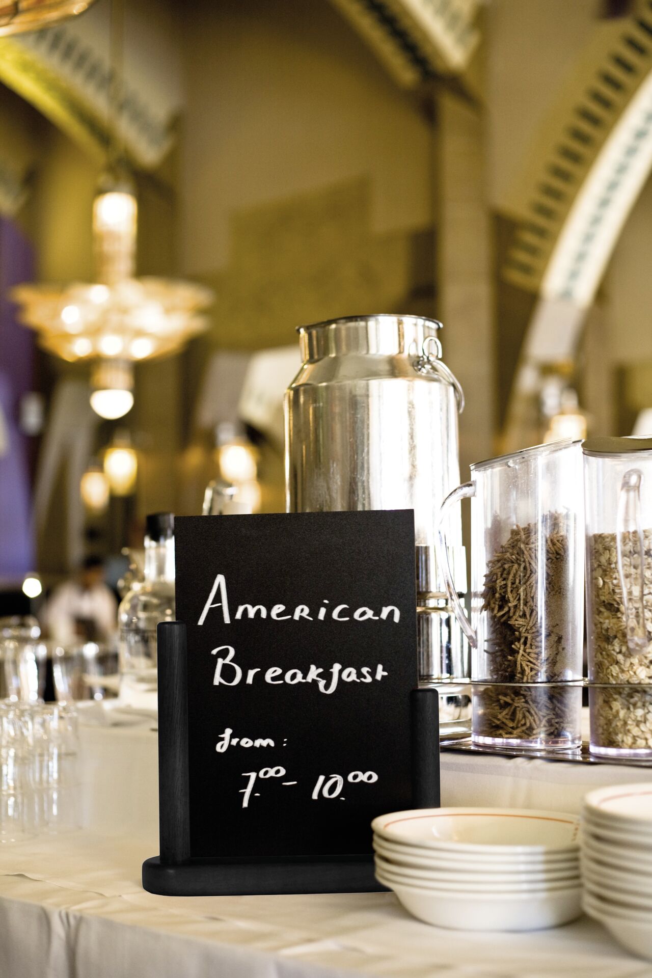 Tischtafel inkl. Gestell aus Holz schwarz A5